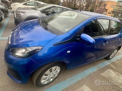 Usata Peugeot 108 Active 82 CV (60 kW) 2020 Blu Utilitaria