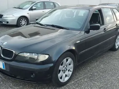 Usata BMW 320 150 CV (110 kW) 2004 Nero Station wagon