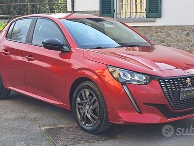 Usata Peugeot 208 Active 75 CV (55 kW) 2022 Rosso Utilitaria