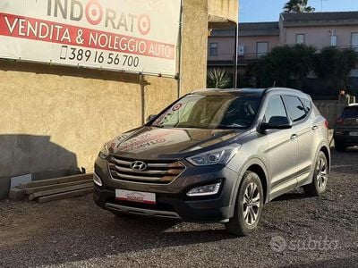 Usata Hyundai Santa Fe Comfort 197 CV (144 kW) 2015 Grigio SUV