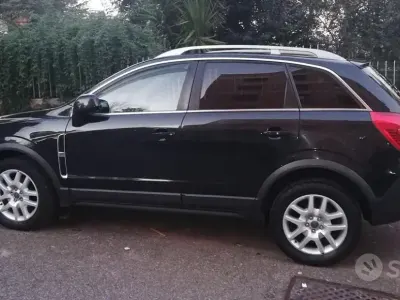 Usata Opel Antara Cosmo 163 CV (119 kW) 2011 Nero SUV