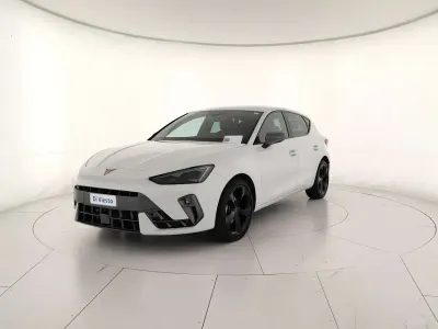 Usata Cupra Leon 150 CV (110 kW) 2025 Bianco nevada Berlina