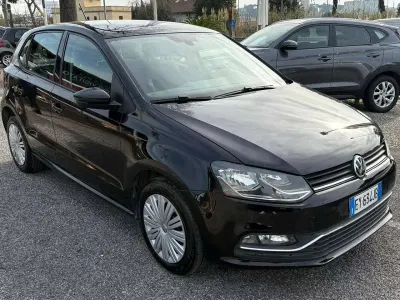 Usata VW Polo Comfortline 75 CV (55 kW) 2015 Nero Berlina