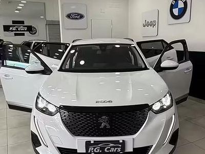 Usata Peugeot 2008 Allure 110 CV (80 kW) 2022 Bianco SUV