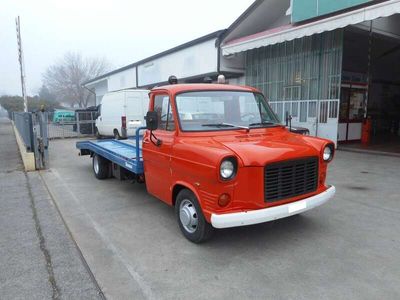 usata Ford Transit Carroattrezzi