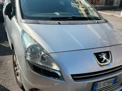 Usata Peugeot 5008 150 CV (110 kW) 2011 Monovolume
