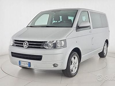 VW Caravelle