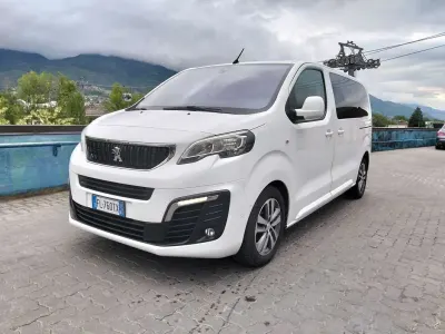 Usata Peugeot Traveller S 150 CV (110 kW) 2017 Bianco Monovolume