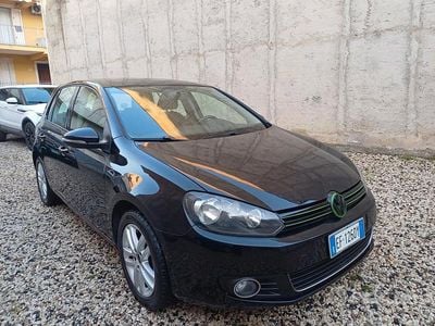 Begagnad VW Golf VI Highline 105 HK (77 kW) 2010 Svart Halvkombi