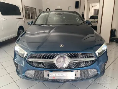 Usata Mercedes A180 116 CV (85 kW) 2019 Bluazzurro Berlina