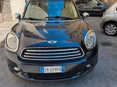 Usata Mini One D 111 CV (81 kW) 2012 Bluazzurro Utilitaria