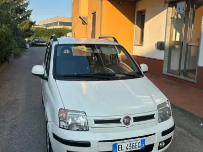Usata Fiat Panda Dynamic 75 CV (55 kW) 2011 Bianco Utilitaria