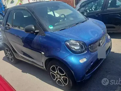 Usata Smart ForTwo Cabrio 84 CV (61 kW) 2019 Blu Cabrio