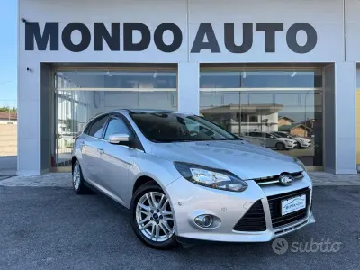 Usata Ford Focus Titanium 95 CV (69 kW) 2014 Grigio Berlina