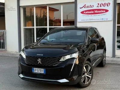 Usata Peugeot 3008 Allure 131 CV (96 kW) 2023 Nero SUV