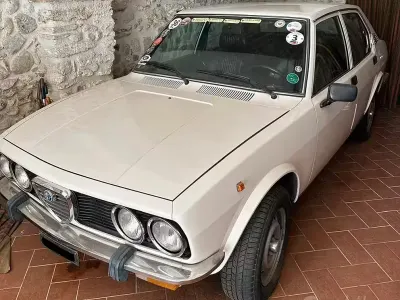 Usata Alfa Romeo Alfetta 1970 Bianco Berlina
