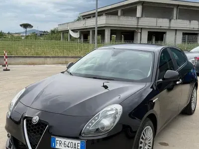Gebraucht Alfa Romeo Giulietta 120 PS (88 kW) 2018 Schwarz Kleinwagen