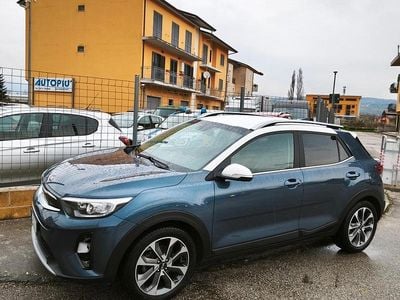 Usata Kia Stonic Style 96 CV (70 kW) 2020 Grigio SUV