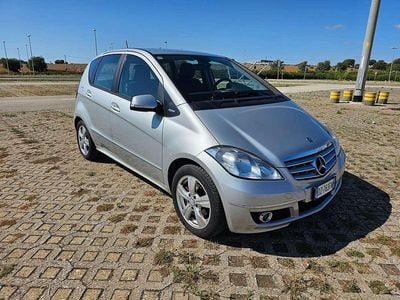Usata Mercedes A180 Avantgarde 109 CV (80 kW) 2009 Argento Monovolume