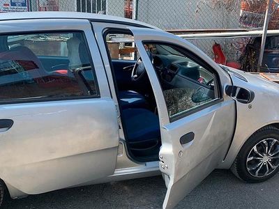 Usata Fiat Punto 2003 Grigio Utilitaria