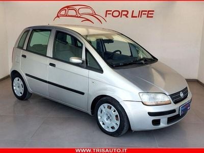 Usata Fiat Idea Dynamic 95 CV (69 kW) 2005 Grigio chiaro Monovolume