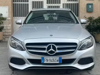 Usata Mercedes C200 160 CV (117 kW) 2018 Grigio Station wagon