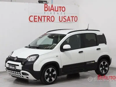 Usata Fiat Panda Cross Cross 70 CV (51 kW) 2025 Bianco Utilitaria