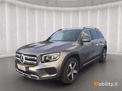 Mercedes GLB200