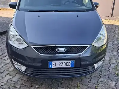 Usata Ford Galaxy Ghia 140 CV (102 kW) 2009 Monovolume