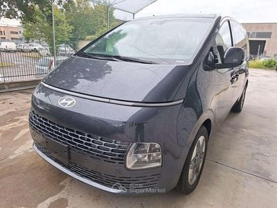 Nuova Hyundai Staria 160 CV (117 kW) 2025 Grigio Monovolume