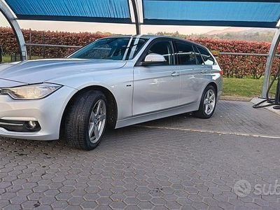 Usata BMW 316 Sport Line 99 CV (72 kW) 2014 Grigio Berlina