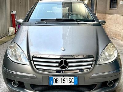 Usata Mercedes A180 Elegance 109 CV (80 kW) 2006 Grigio Berlina