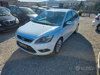 Usata Ford Focus 110 CV (80 kW) 2009 Bianco Berlina