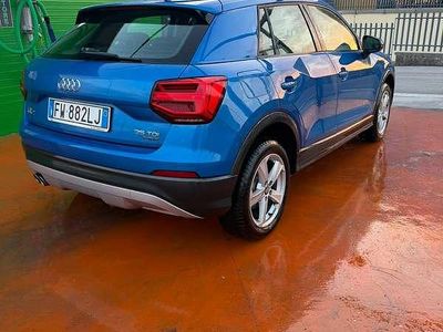 Usata Audi Q2 Ambiente 150 CV (110 kW) 2019 Blu/azzurro SUV
