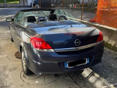 usata Opel Astra Cabriolet twin top 1600 benzina e gpl