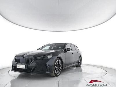 Usata BMW 520 M Sport 197 CV (144 kW) 2024 Blu Station wagon