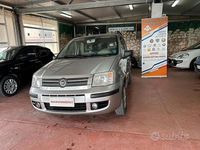 Usata Fiat Panda Dynamic 59 CV (43 kW) 2005 Grigio Utilitaria