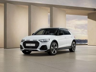Nuova Audi A1 Comfort 2026 Bianco ghiacciaio metallizzato nero mito SUV