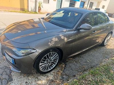 Usata Alfa Romeo Giulia 150 CV (110 kW) 2017 Berlina