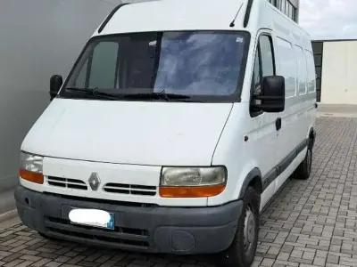 Usado Renault Master 90 CV (66 kW) 2001 Blanco Van