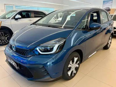 Nuova Honda Jazz Elegance 107 CV (78 kW) 2026 Blu/azzurro Utilitaria