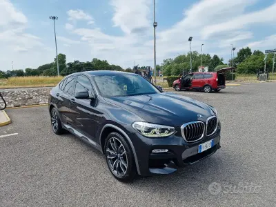 Usata BMW X4 190 CV (139 kW) 2019 Grigio SUV