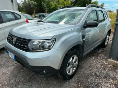 Usata Dacia Duster Comfort 101 CV (74 kW) 2020 Grigio SUV