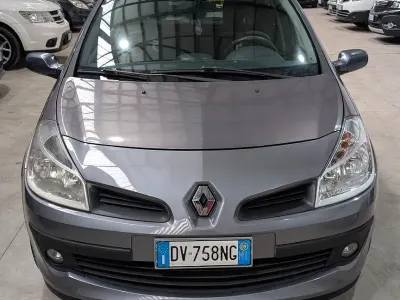 Usata Renault Clio II Rip Curl 75 CV (55 kW) 2009 Grigio Berlina