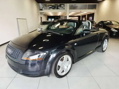 Occasion Audi TT Roadster Ambiente 150 PK (110 kW) 2004 Zwart Cabriolet
