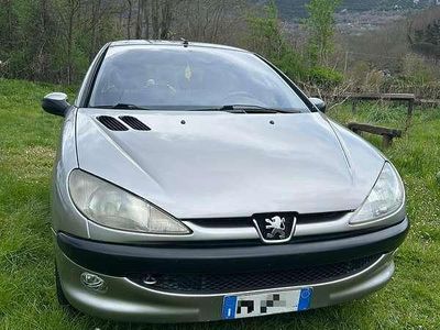 Usata Peugeot 206 68 CV (50 kW) 2002 Grigio Berlina