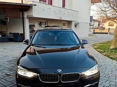 Usata BMW 320 Sport Line 190 CV (139 kW) 2017 Marrone Berlina