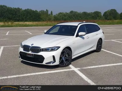 Usata BMW 330e M Sport 292 CV (214 kW) 2024 Bianco Station wagon