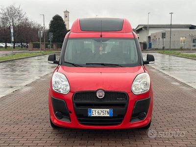 Usata Fiat Doblò 104 CV (76 kW) 2014 Rosso Monovolume
