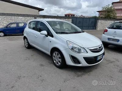 Usata Opel Corsa 86 CV (63 kW) 2013 Bianco Utilitaria